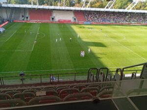 Odwaga Puszczy nagrodzona bramką wyrównującą na 2:2.