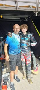 Frido Ving Viidas ze swoim ojcem na Speedway Grand Prix 3 we Wrocławiu w 2022 roku